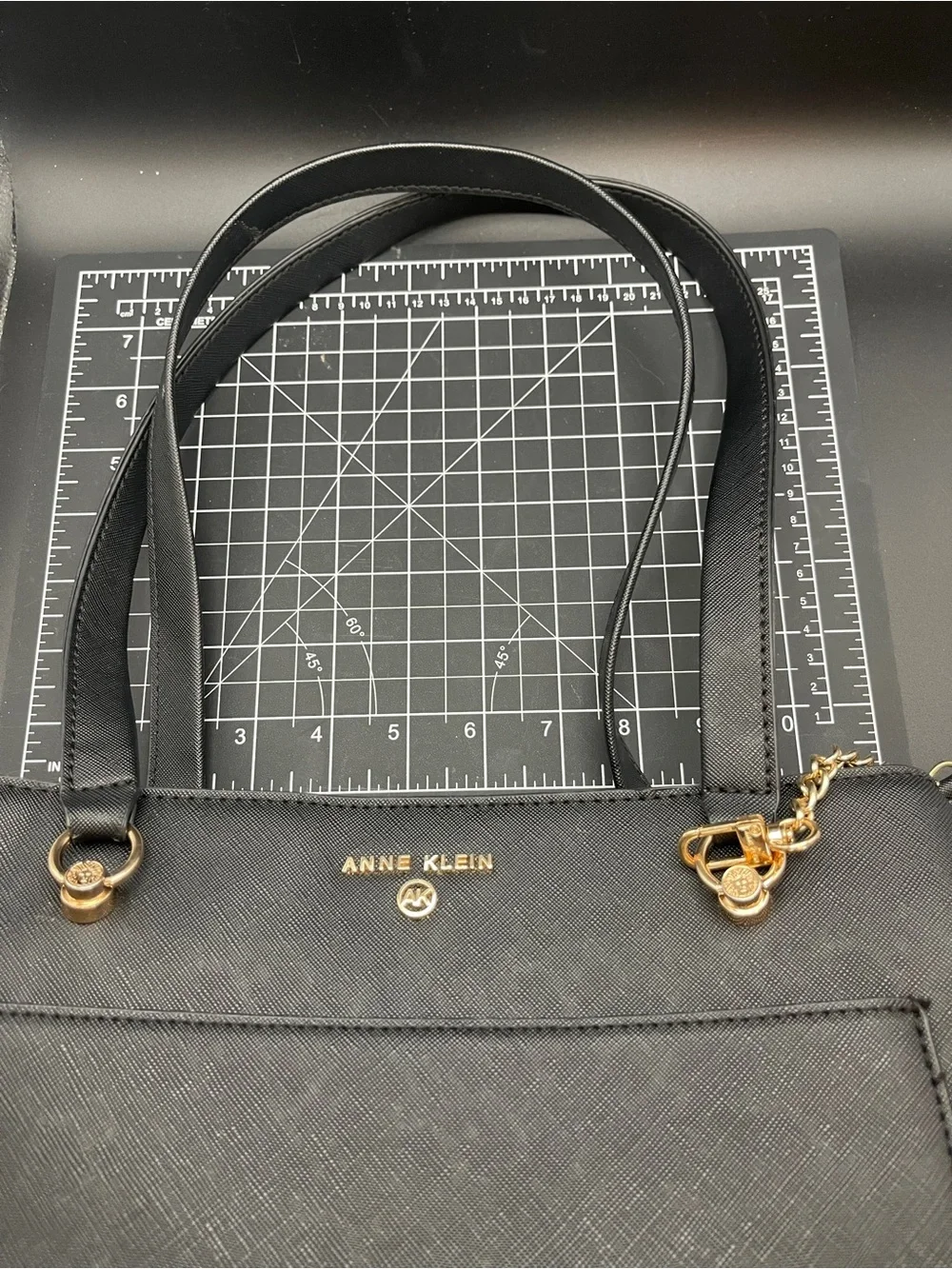 Anne Klein anne klein